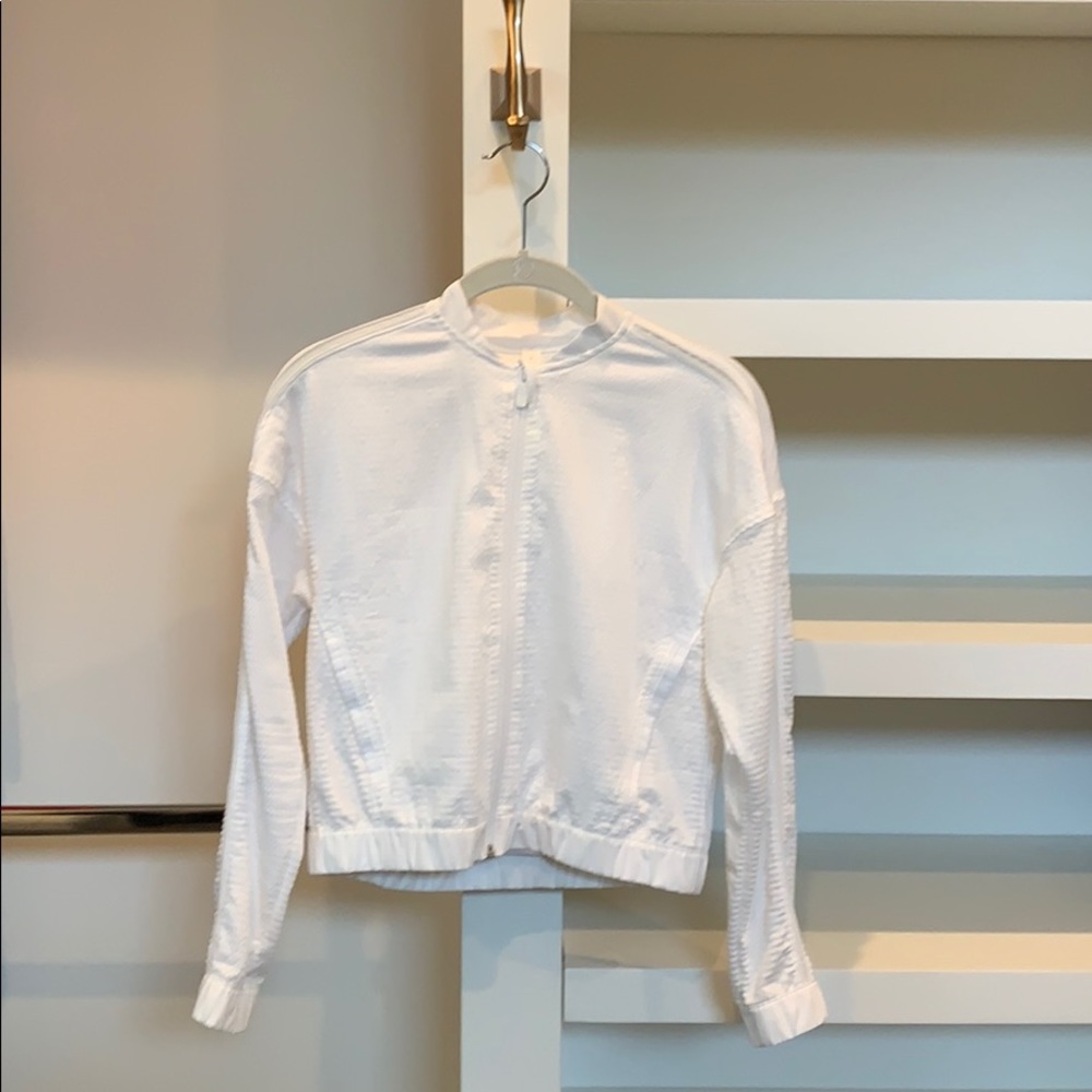 Lululemon light weight jacket